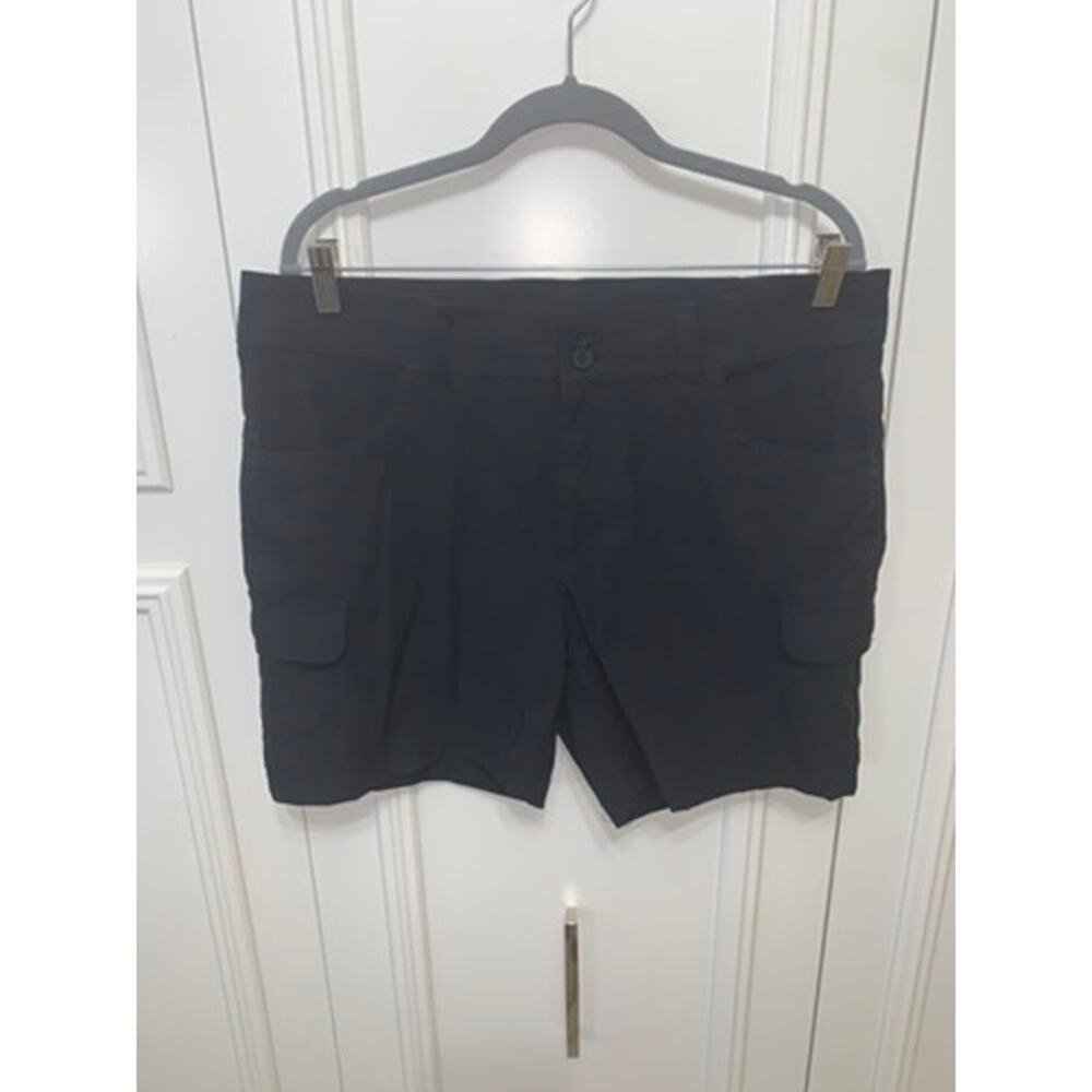 Eddie‎ Bauer Women's Cargo Trail Shorts Black Size 16 Casual